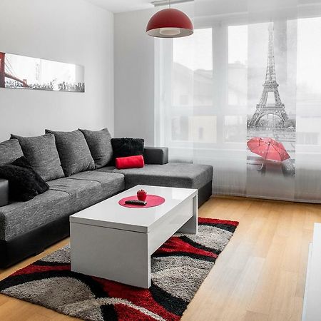 Flexible Selfcheckins 7 - Zagreb - Garage - Electric Vehicle Ccharger - Loggia - New - Luxury - Apartments Repinc 7 Eksteriør bilde