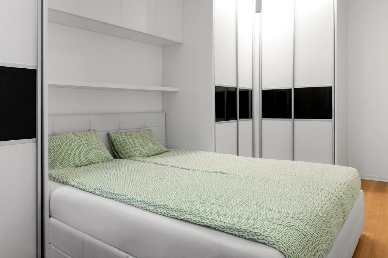 Flexible Selfcheckins 7 - Zagreb - Garage - Electric Vehicle Ccharger - Loggia - New - Luxury - Apartments Repinc 7 Eksteriør bilde