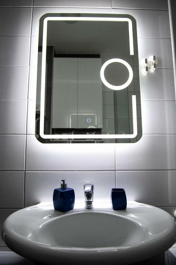 Flexible Selfcheckins 7 - Zagreb - Garage - Electric Vehicle Ccharger - Loggia - New - Luxury - Apartments Repinc 7 Eksteriør bilde