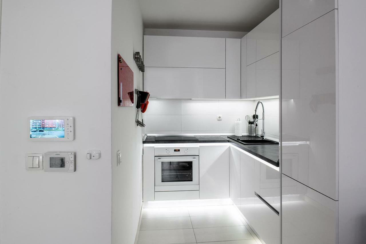 Flexible Selfcheckins 7 - Zagreb - Garage - Electric Vehicle Ccharger - Loggia - New - Luxury - Apartments Repinc 7 Eksteriør bilde
